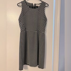 New!!! Olive and Oak Black and White Dress